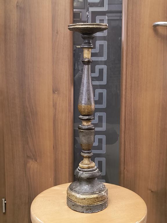 Świecznik drewniany, XVIII wiek