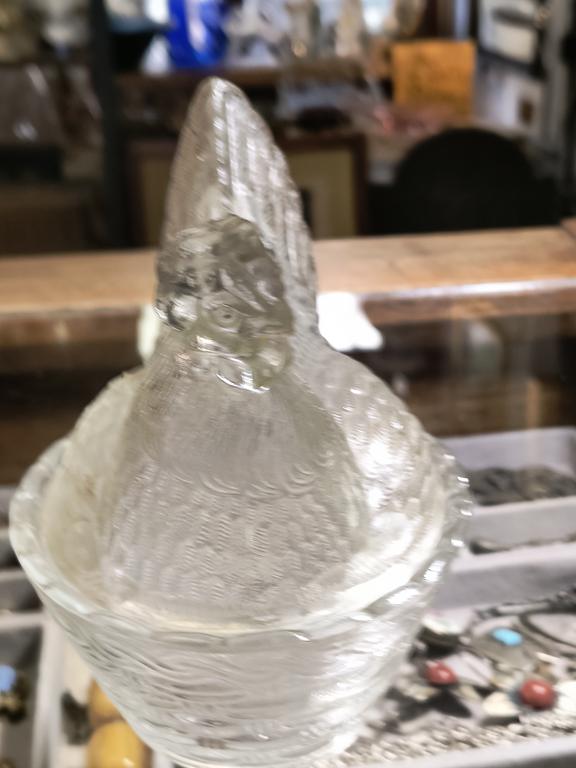 Mała kura szklana, Ząbkowice