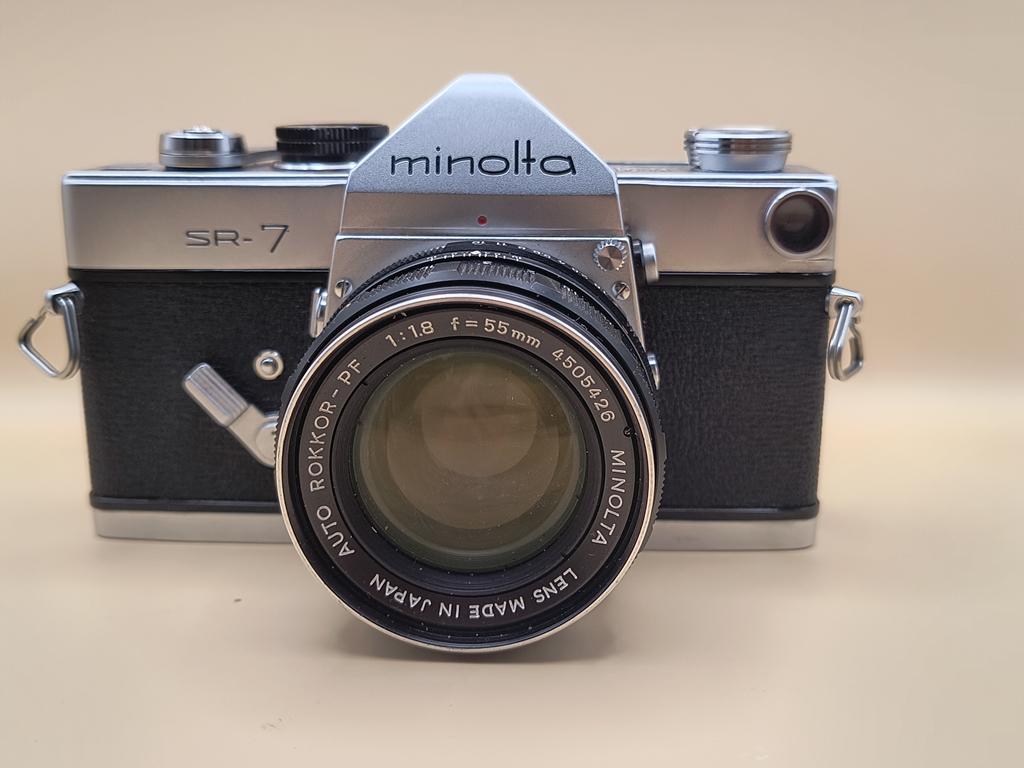 Aparat fotograficzny Minolta SR-7