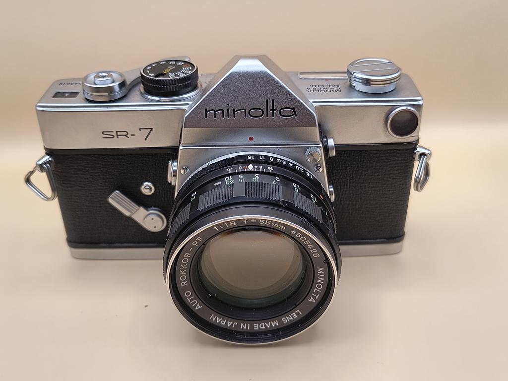 Aparat fotograficzny Minolta SR-7