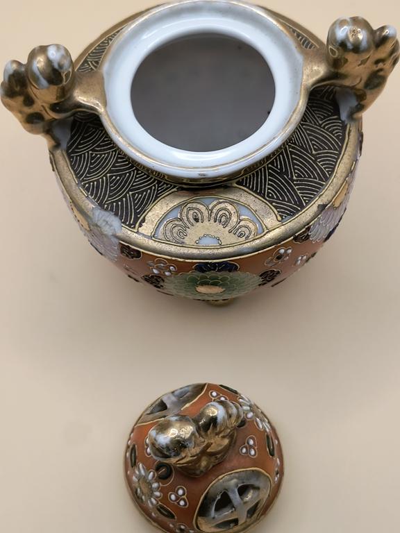 Kadzielnica porcelanowa - Japonia