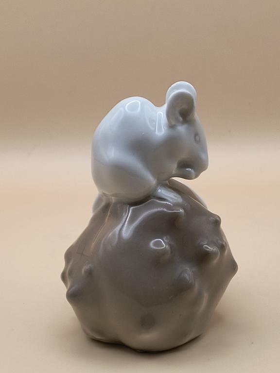 Figurka porcelanowa MYSZ - Royal Copenhagen, DENMARK (Dania)