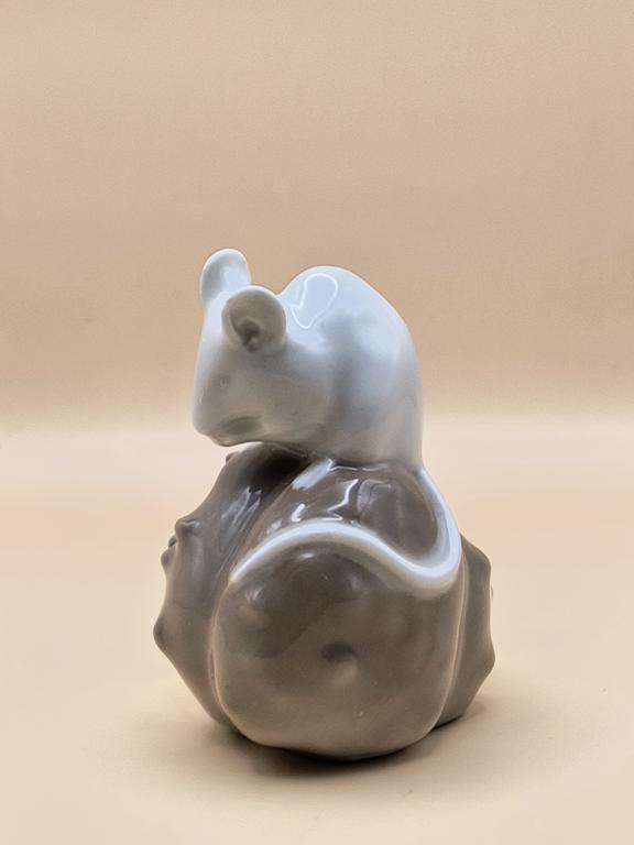 Figurka porcelanowa MYSZ - Royal Copenhagen, DENMARK (Dania)