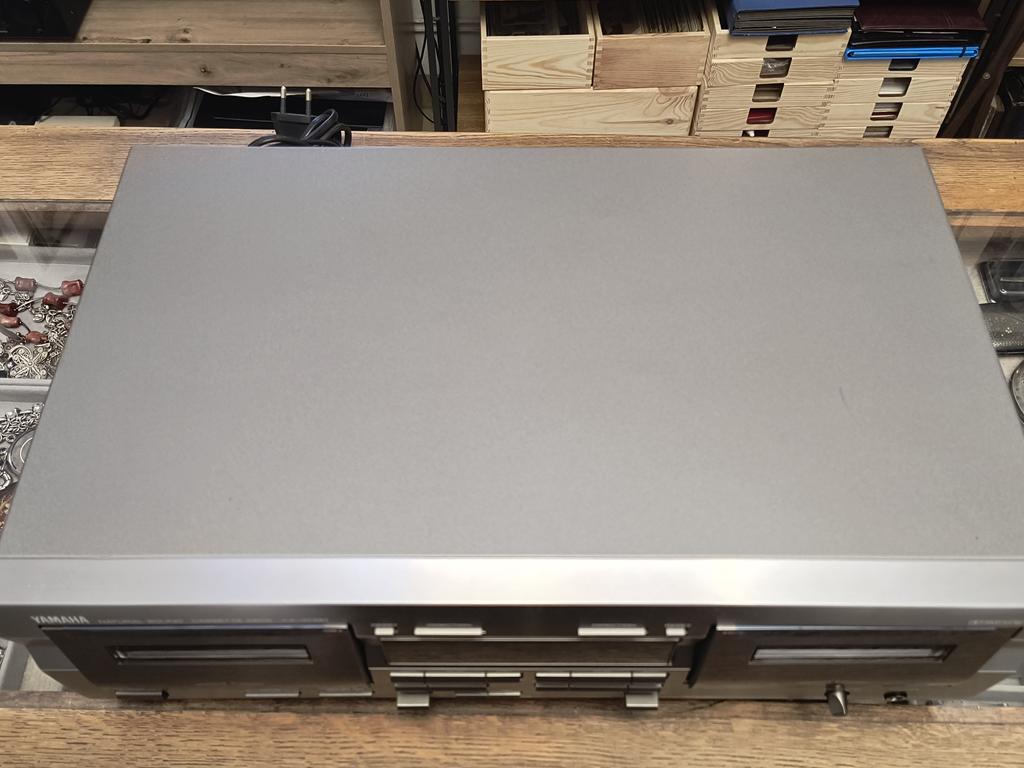 Magnetofon YAMAHA KX-W321