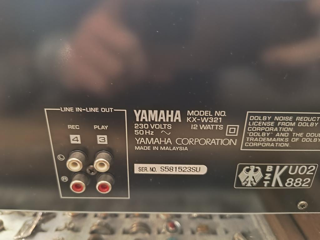 Magnetofon YAMAHA KX-W321