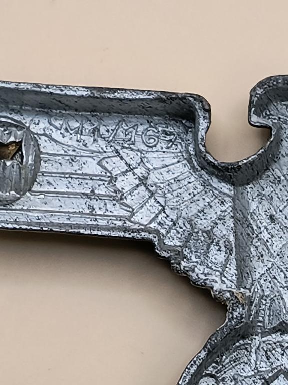 Odznaka czapkowa NSDAP