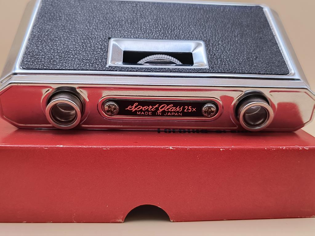 Lornetka teatralna składana - Japonia