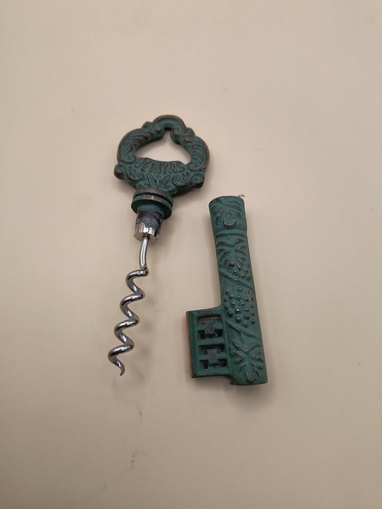 Otwieracz do wina klucz