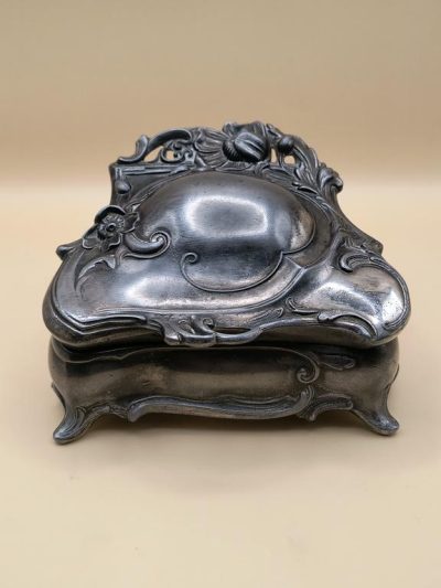 Szkatułka, puzderko - secesja