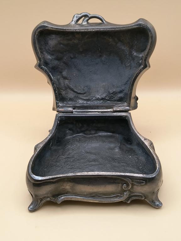 Szkatułka, puzderko - secesja