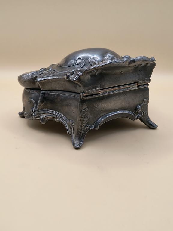 Szkatułka, puzderko - secesja