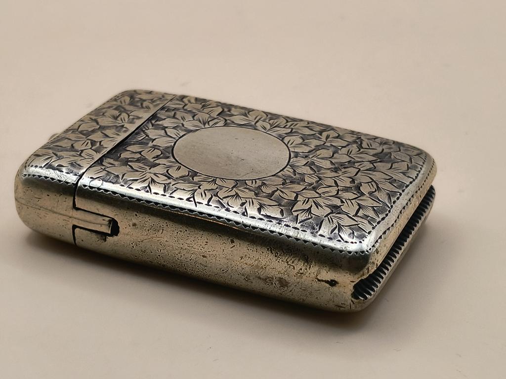 Pojemnik-pudełko na zapałki