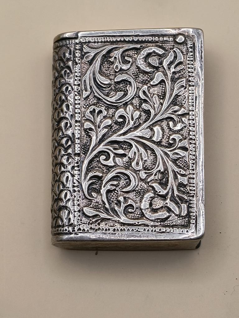 Pojemnik, etui na zapałki - w formie książki