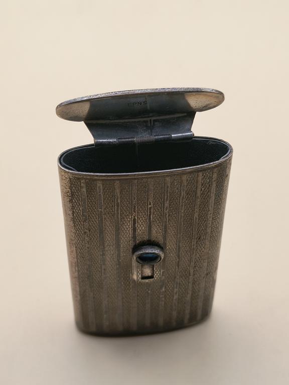 Pojemnik, pudełko na zapałki - sygnowane W. H. WESTHROP