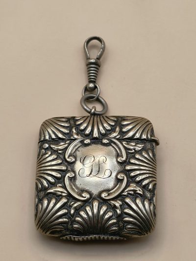 Pojemnik, etui na zapałki - z monogramem