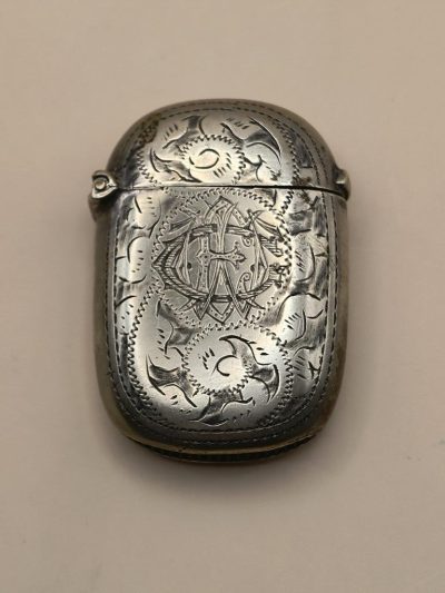 Etui, pojemnik na zapałki - z monogramem