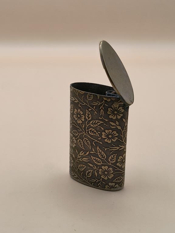 Etui na zapałki - zdobienia-motywy kwiatowe