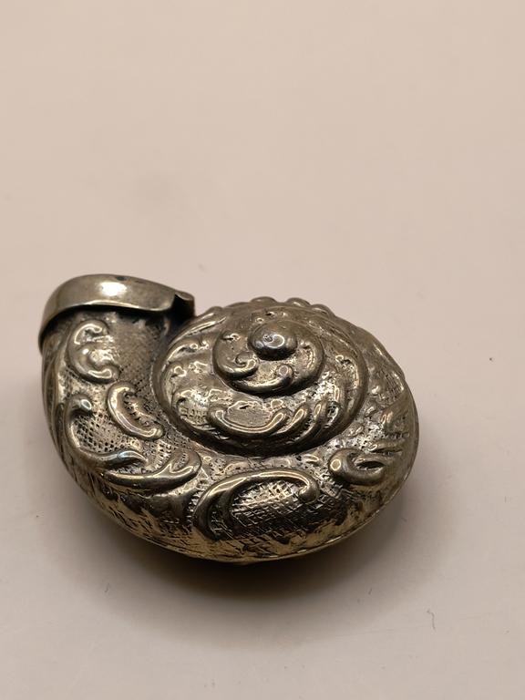 Pojemnik, etui na zapałki - kształt muszli