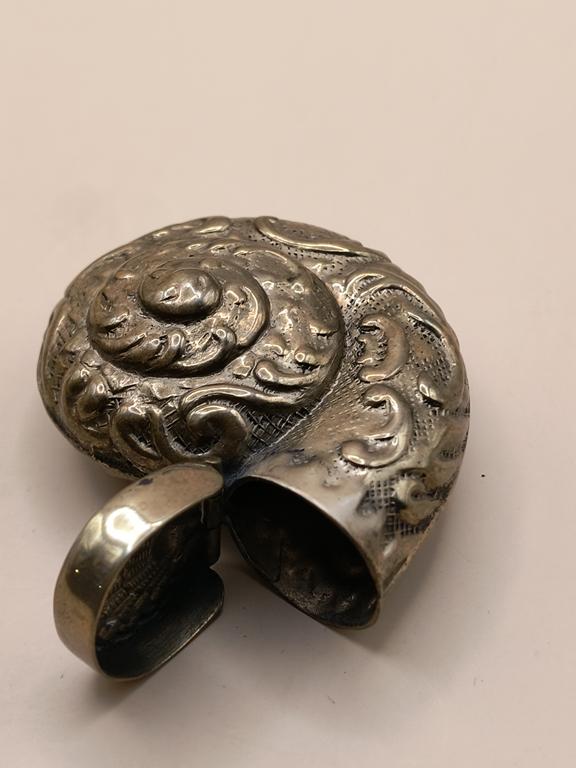 Pojemnik, etui na zapałki - kształt muszli