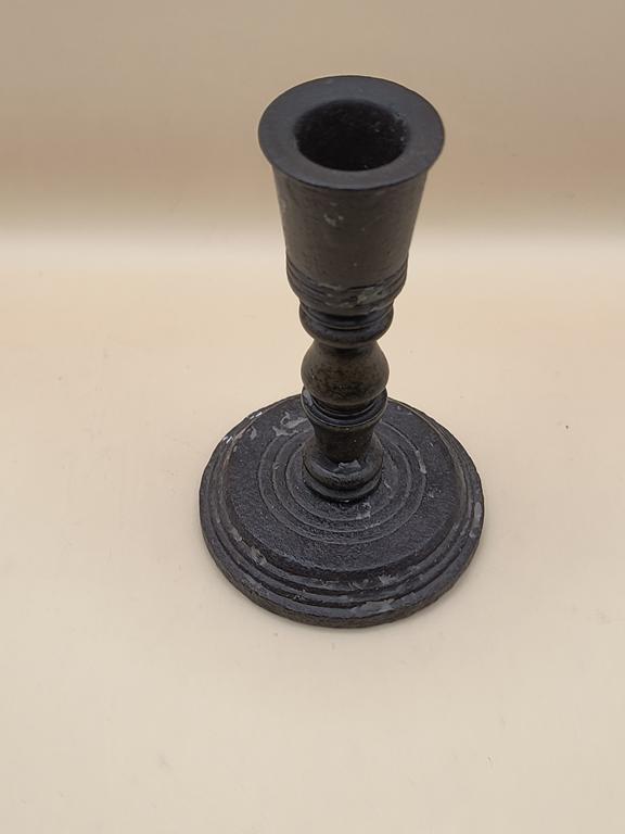 Świecznik z brązu - toczony - XIX w.