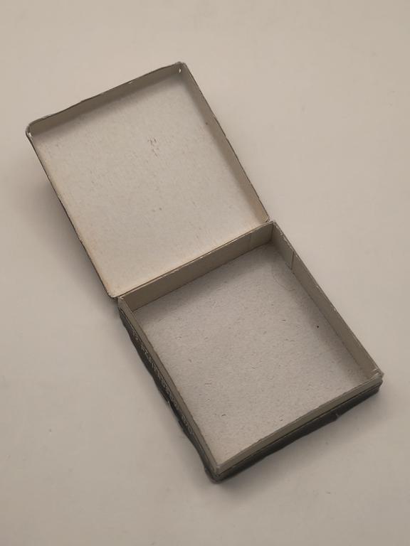 Pudełko po papierosach W-Z