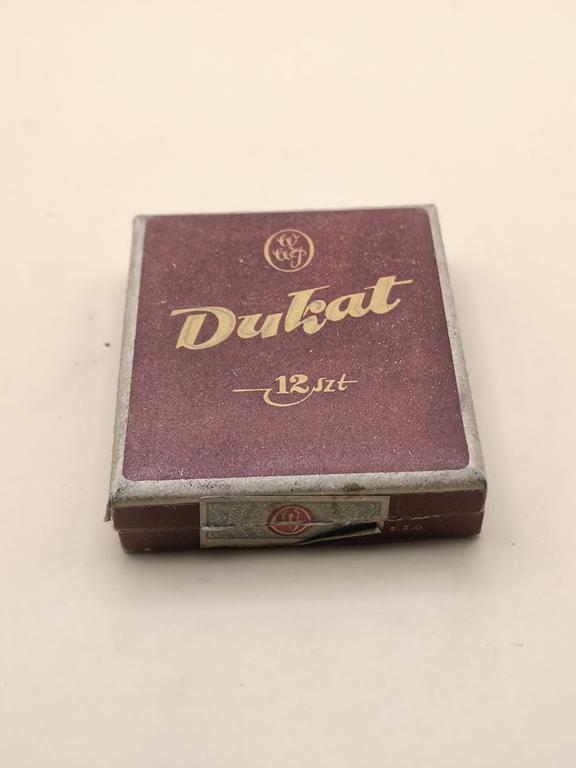 Pudełko po papierosach Dukat