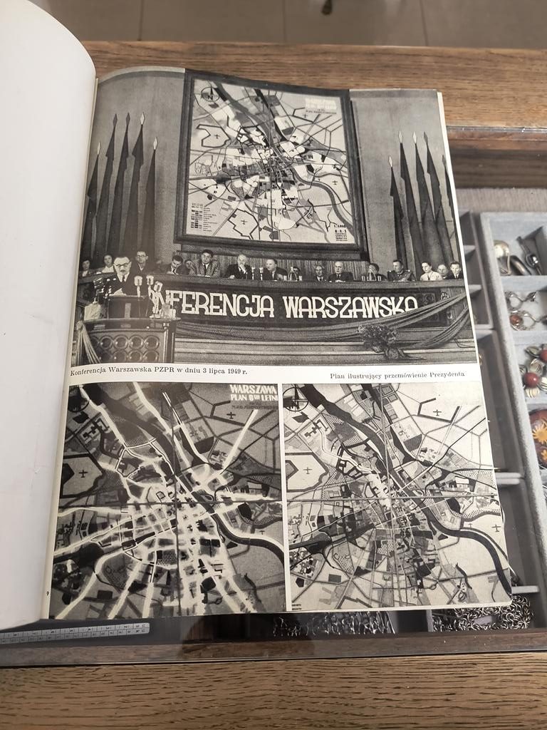 Książka "Sześcioletni Plan Odbudowy Warszawy" Bolesław Bierut, 1950 r.