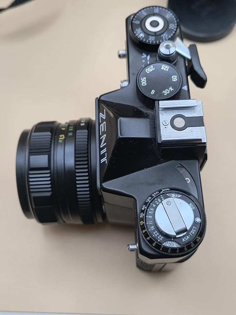 Aparat fotograficzny Zenit 11