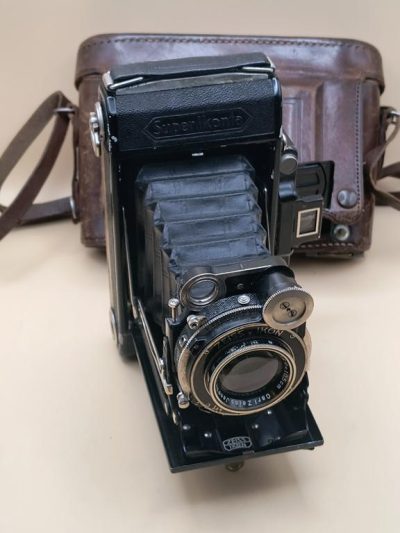 Aparat fotograficzny mieszkowy ZEISS IKON