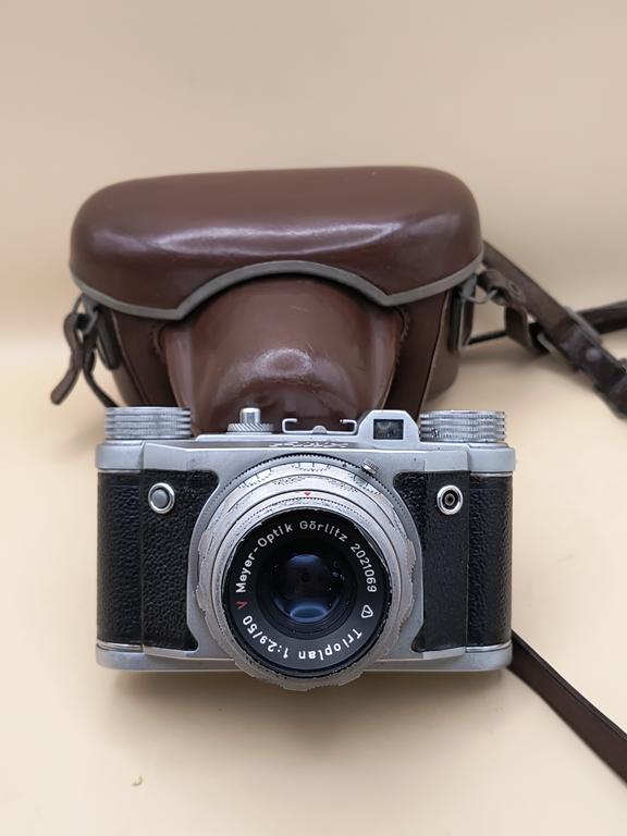Aparat fotograficzny Altix - z futerałem i obiektywem Meyer Optik
