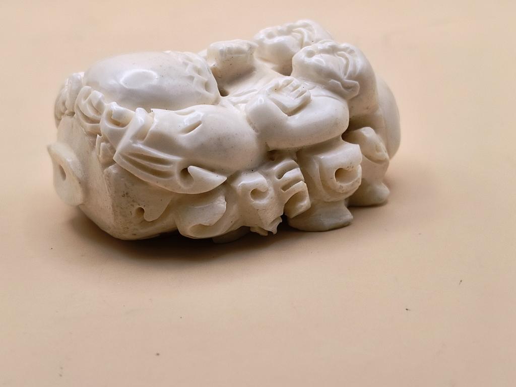 Japońska figurka netsuke