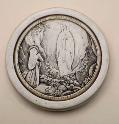 Plakietka - Matka Boska z Lourdes