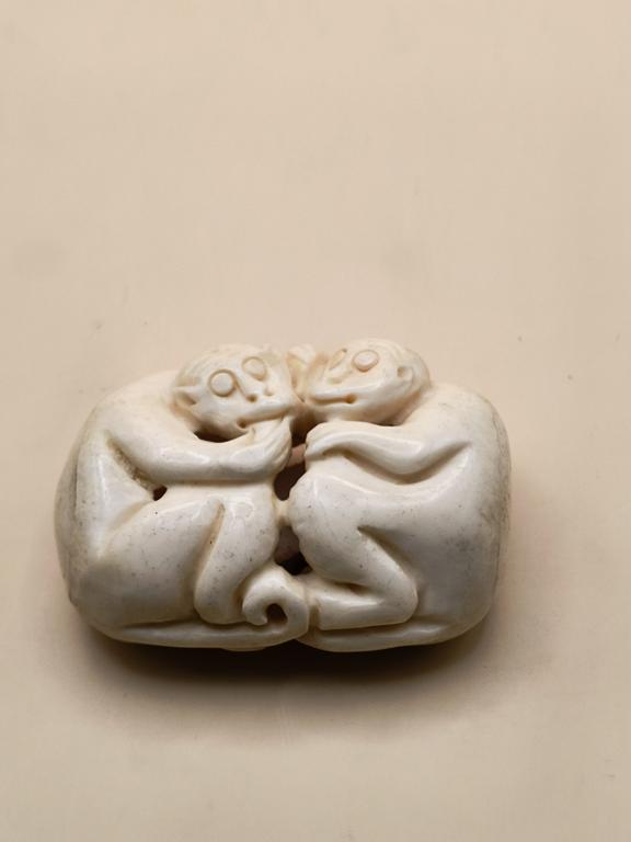 Japońska figurka NETSUKE
