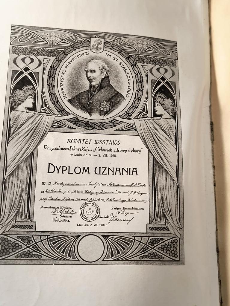 Książka "Lekarz ratujący zdrowie", 2 tomy, 1930 r.