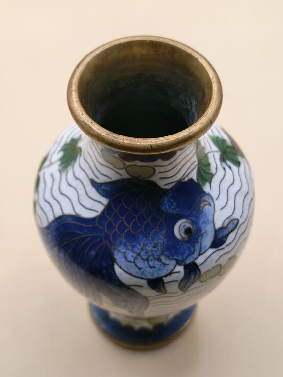 Wazon z emalią cloisonne - Chiny, XX w.