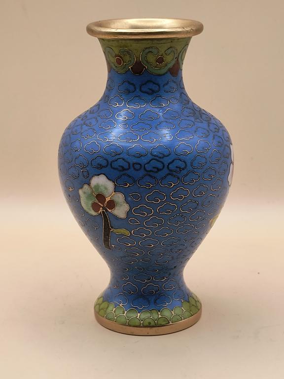 Wazon niebieski z emalią cloisonne - Chiny, XX wiek