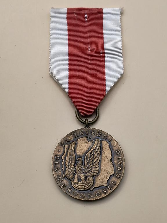 Medal PRL - Za Zasługi dla Obronności Kraju