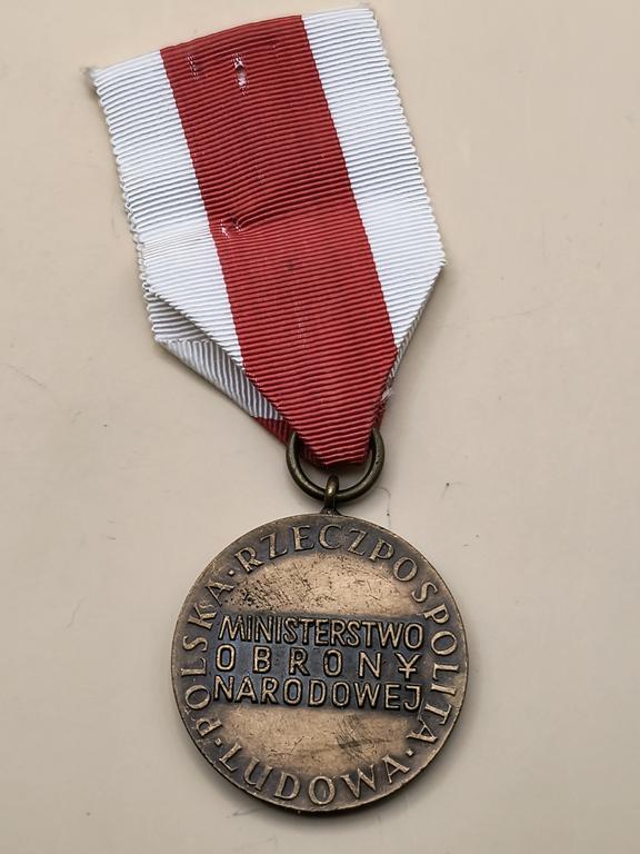 Medal PRL - Za Zasługi dla Obronności Kraju