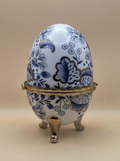 Duże puzderko porcelanowe - jajo