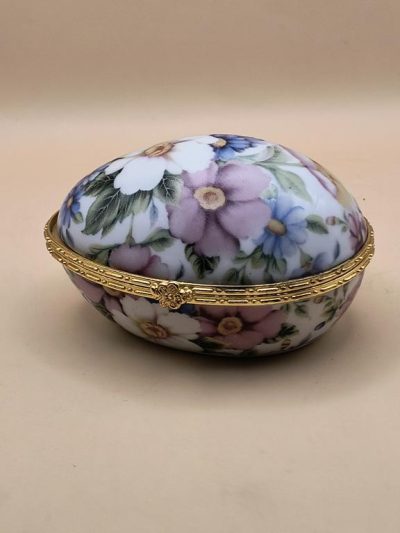 Puzderko/szkatułka porcelanowa – jajko