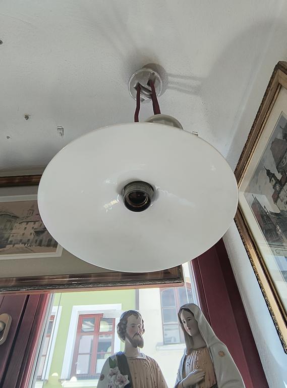 Przedwojenna lampa porcelanowa z wagą