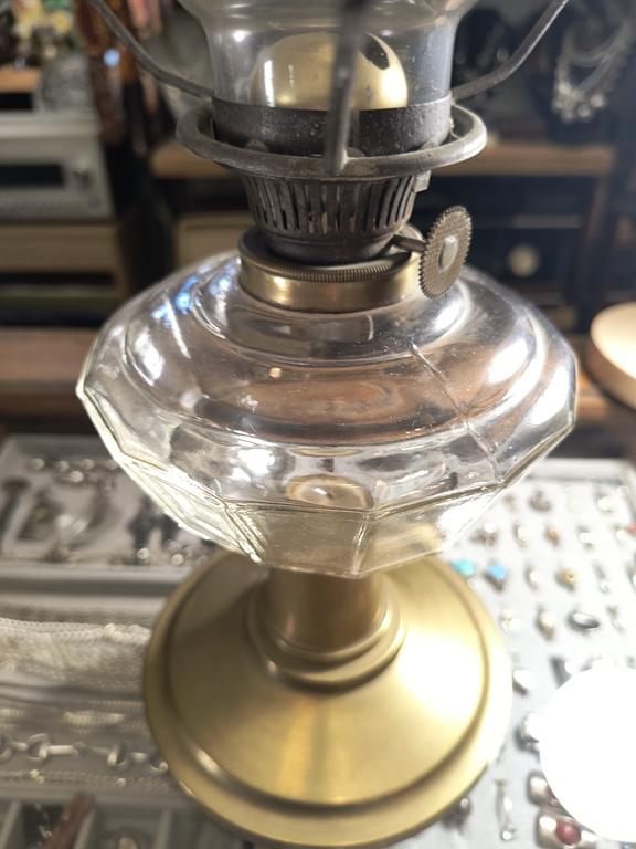 Lampa naftowa
