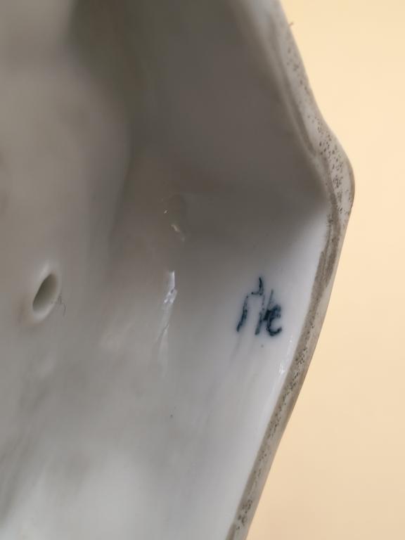 Figurka porcelanowa - Karl Ens - sokoły