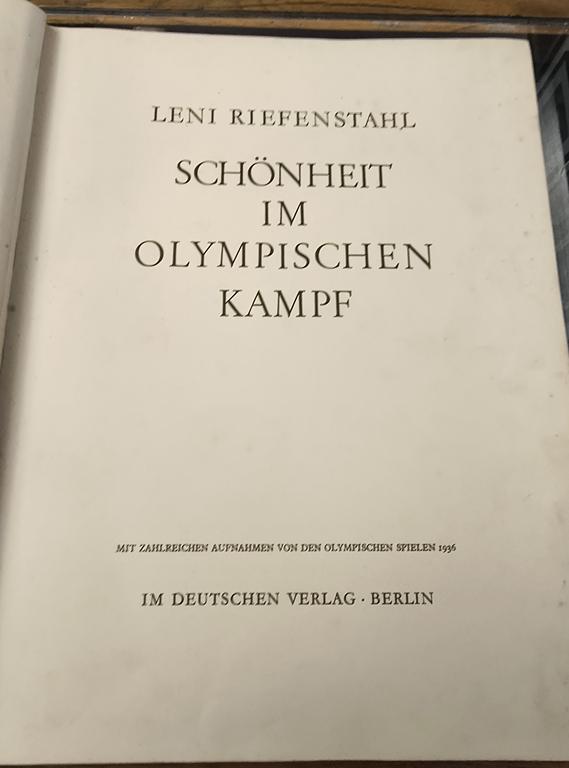 Książka w j. niemieckim - Leni Riefenstahl "Schonheit im Olympischen Kampf" - Piękno w walce olimpijskiej, 1937 r.