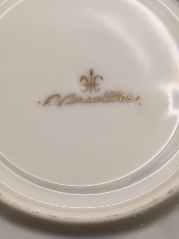 Filiżanka porcelanowa ze spodkiem i łyżeczką