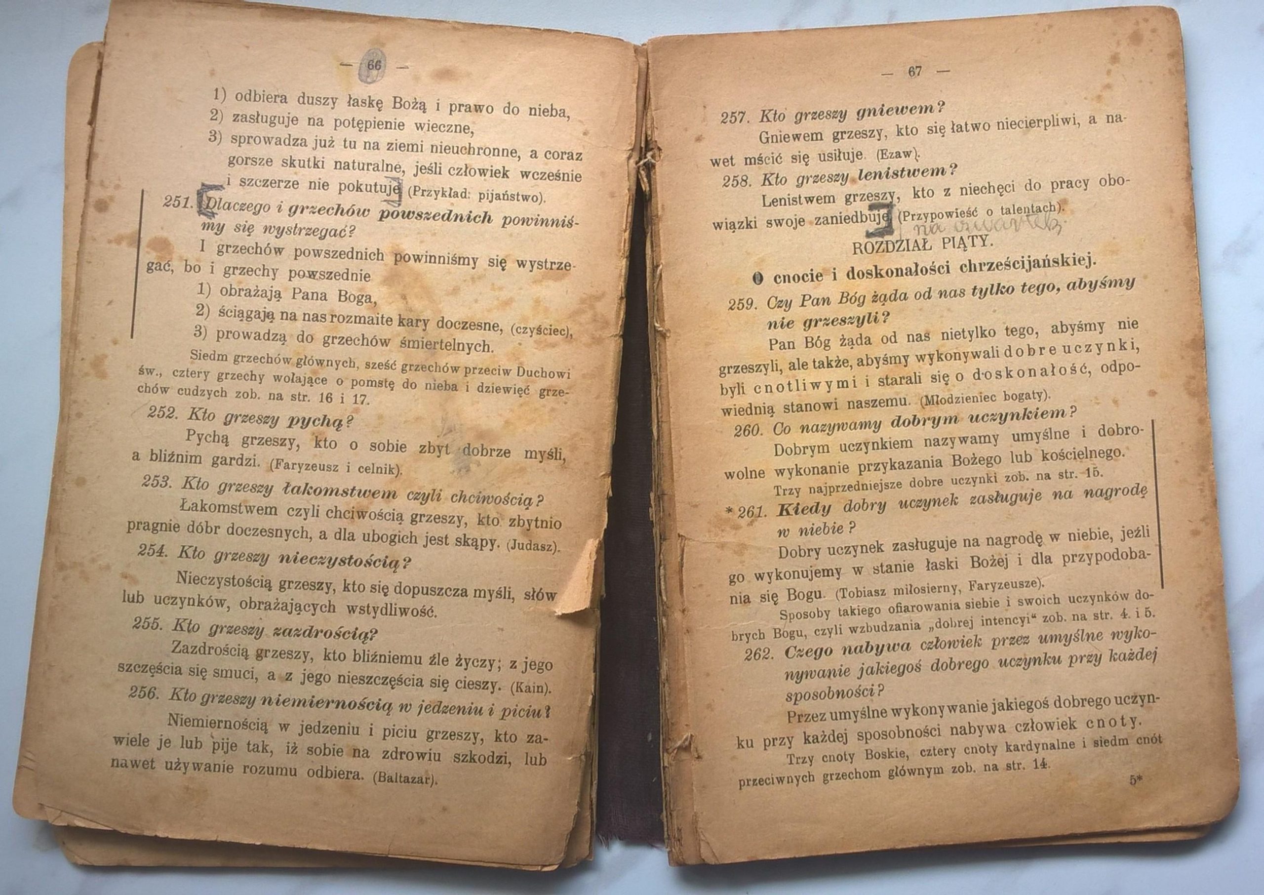 "Krótki katechizm rzymsko-katolicki dla szkół ludowych" X. Biskup E. Likowski, 1905 r.