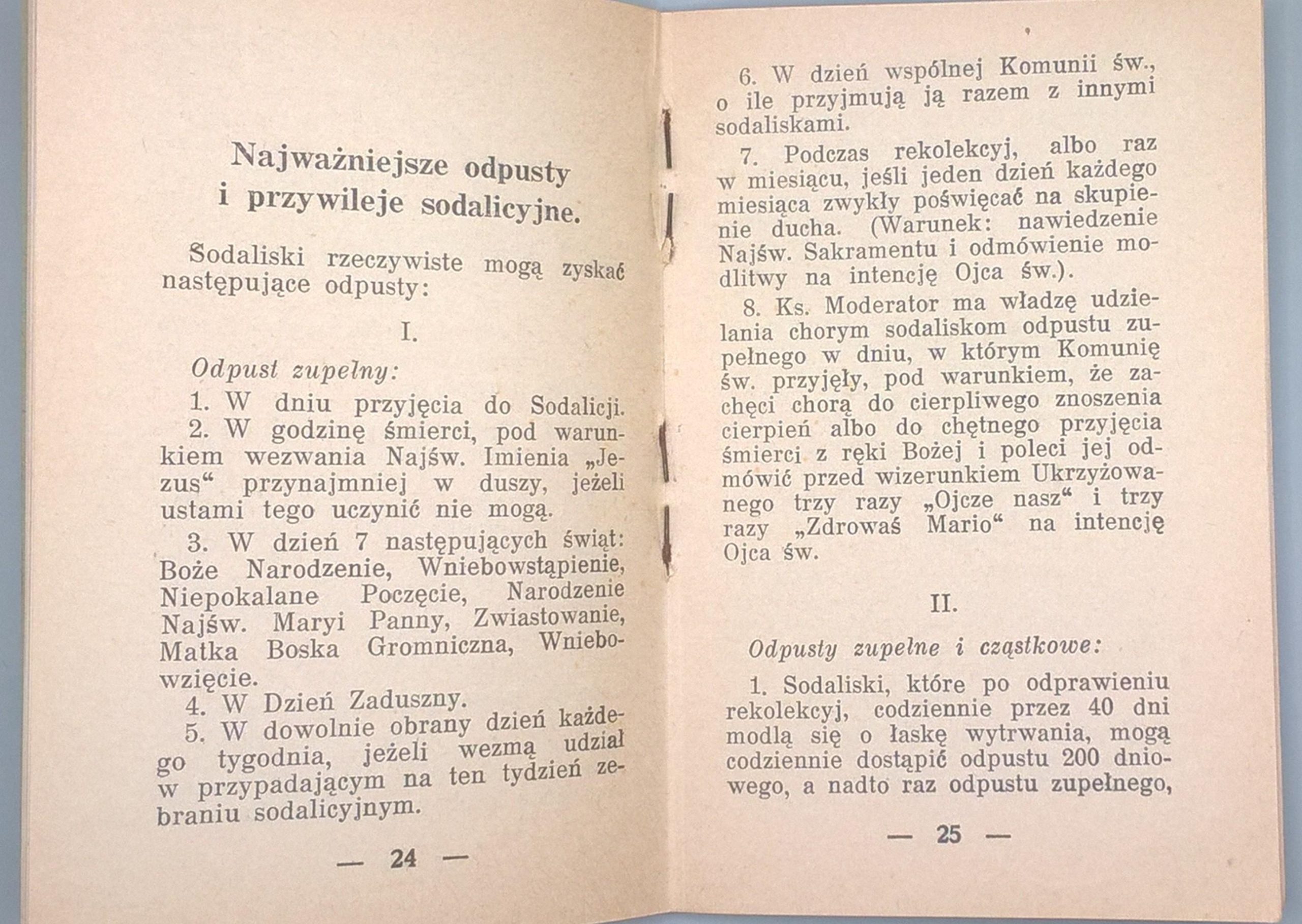 Książeczka "Ustawy Sodalicji Marjańskiej uczennic szkół średnich w Polsce", 1938 r.