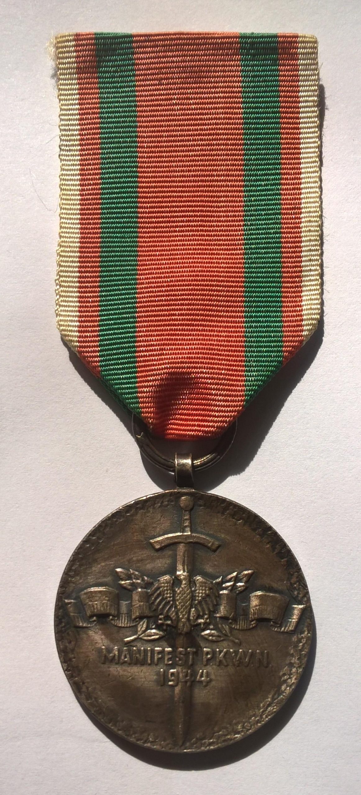 Medal PRL - Uczestnikom Walk w Obronie Władzy Ludowej / Manifest PKWN 1944