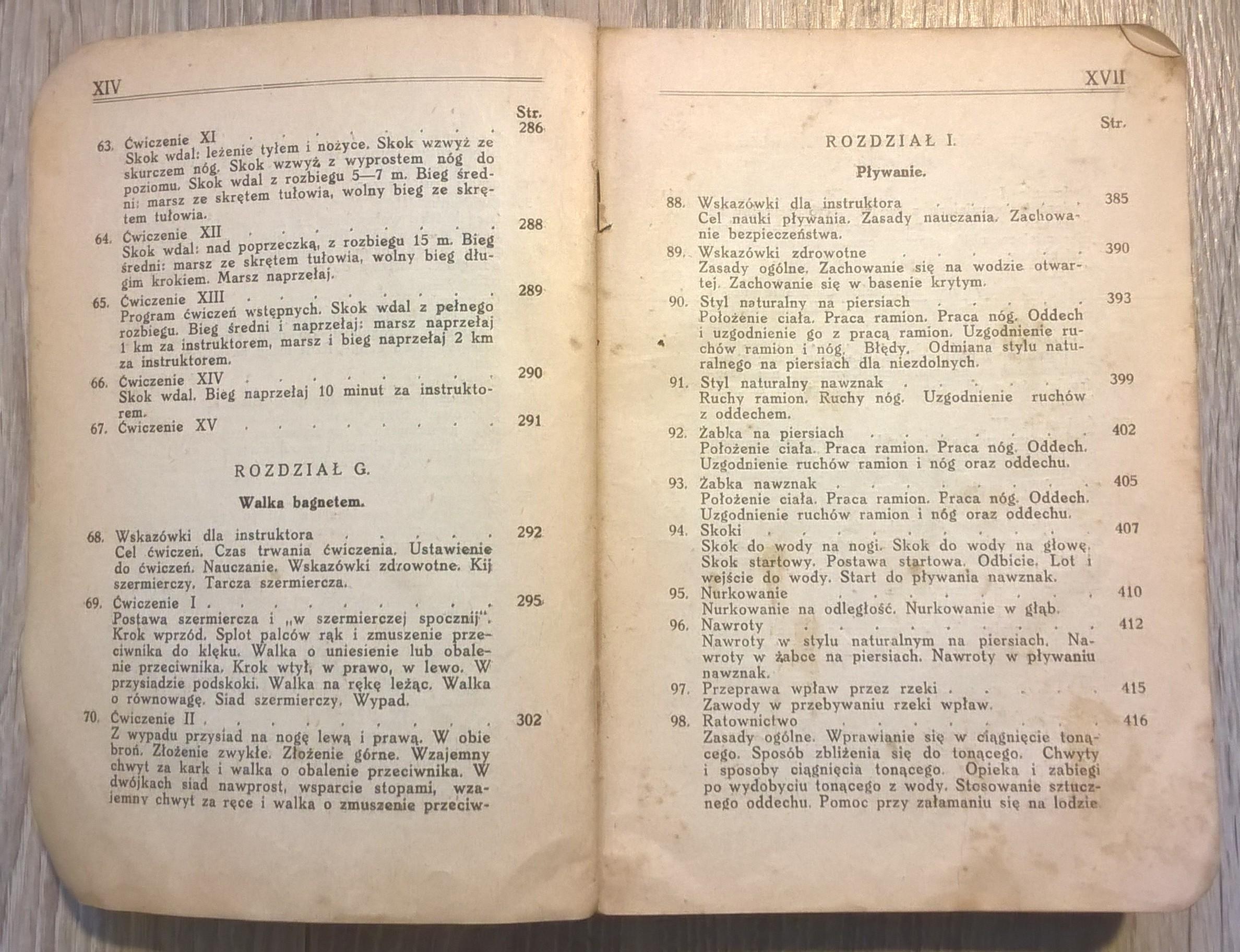 Książka "Szkoła junaka. Podręcznik instruktora przysposobienia wojskowego - WYCHOWANIE FIZYCZNE", 1933 r.