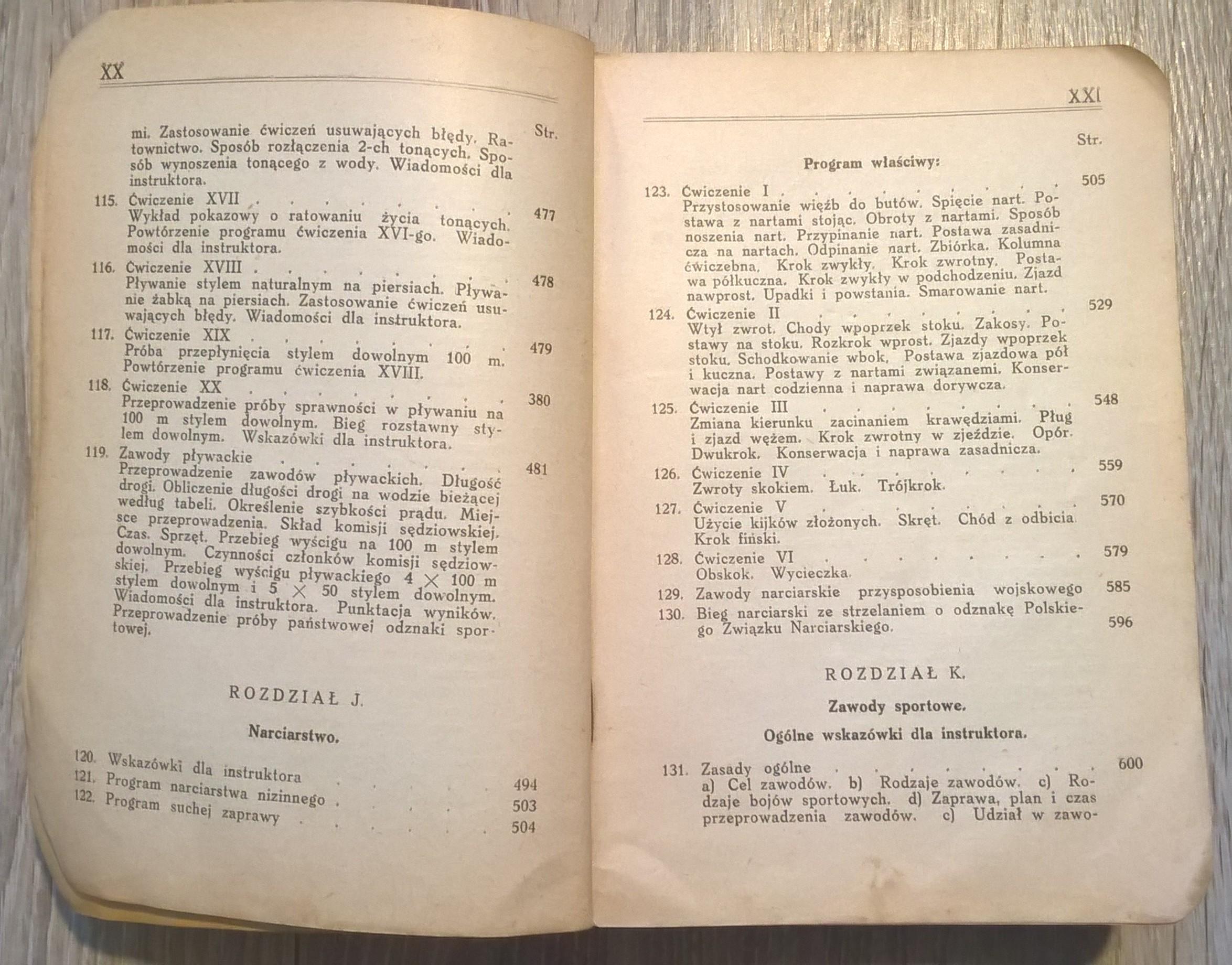 Książka "Szkoła junaka. Podręcznik instruktora przysposobienia wojskowego - WYCHOWANIE FIZYCZNE", 1933 r.